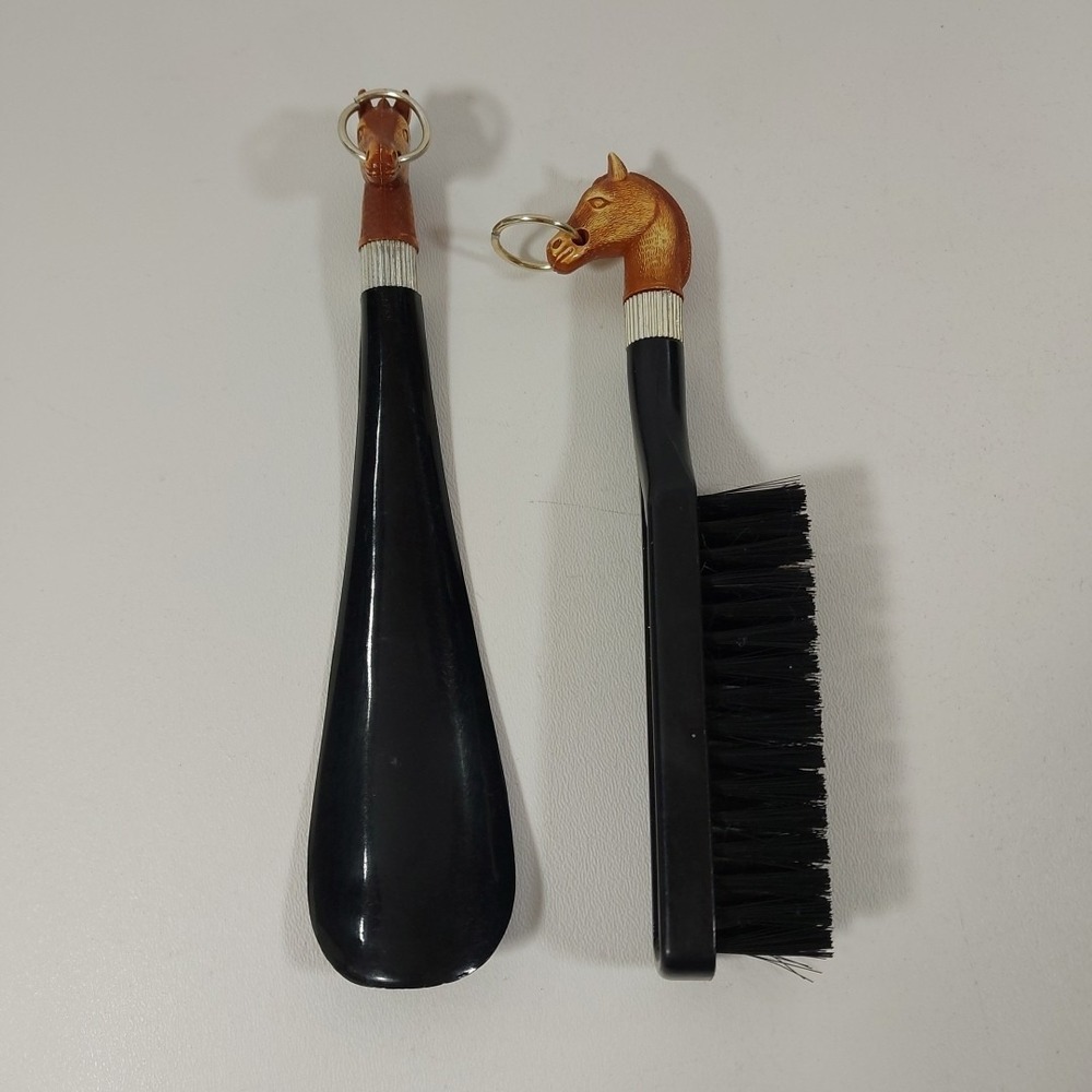 VINTAGE‎ HORSE HEAD SHOE HORN AND CLOTHES BRUSH SET Japan